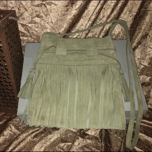 Beautiful Green Suede Fringe Purse from Morocco - Picture 3 of 4